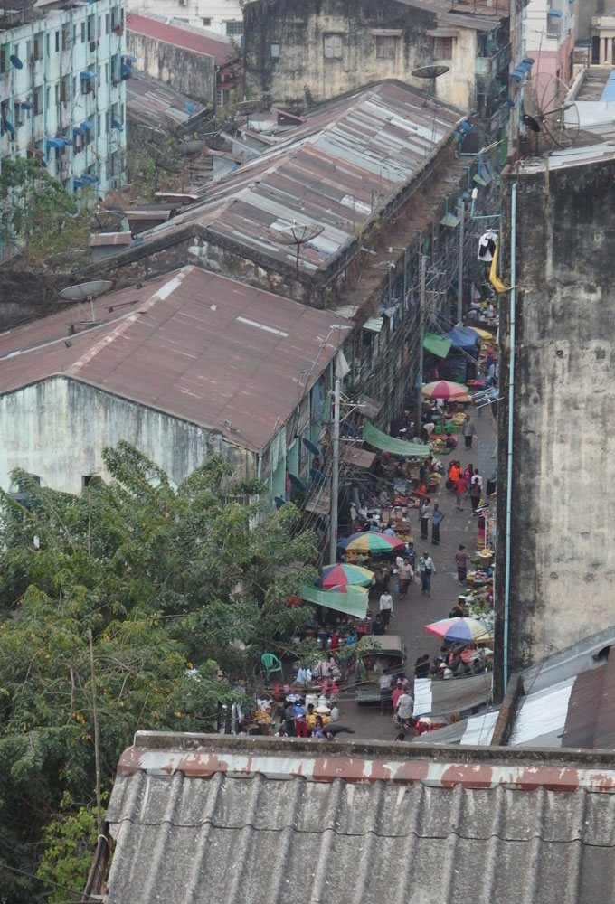 strasse galerie 680x1000